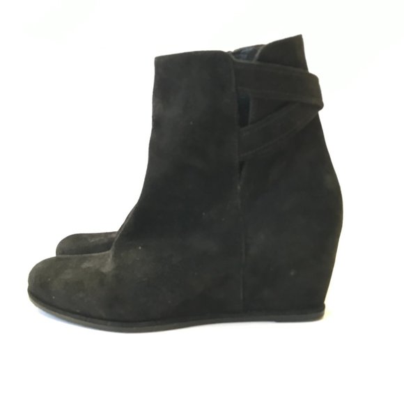 Stuart Weitzman Wedge Ankle Booties Boots Womens 9 Black Suede Heels Criss Cross - Picture 6 of 12